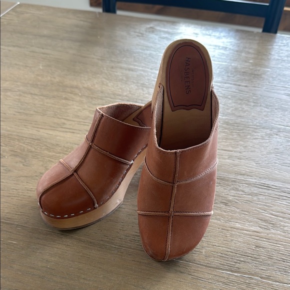 Swedish Hasbeens Tan Leather Platform Mules - Picture 2 of 7
